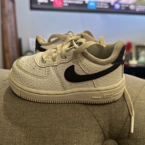 Nike Air Force 1 toddler size 5